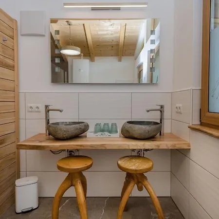 Jaga Haeusl * バート・ホーフガシュタイン